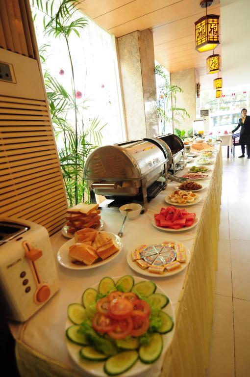 Phuoc Loc Tho 1 Hotel Хошимин Екстериор снимка